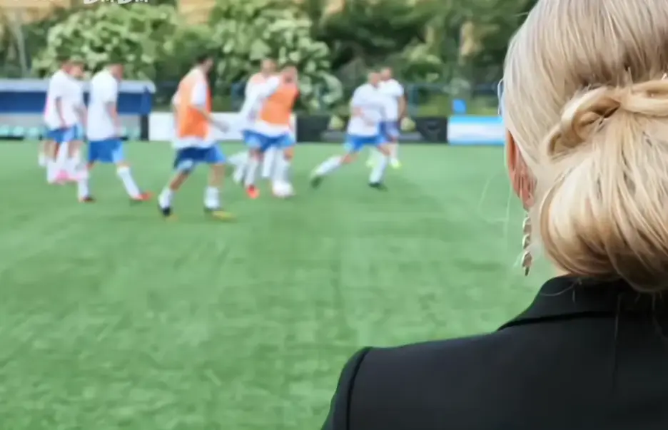 《足球队的女老板们》高清资源哪里找？《足球队的女老板们》完整版在线观看指南