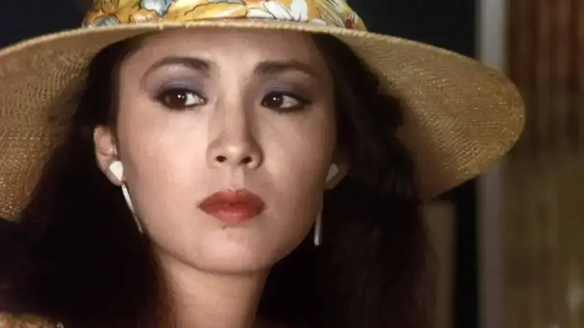 《黑色的皮肤上哭泣的女人》全集在线观看，立即下载《黑色的皮肤上哭泣的女人》高清资源