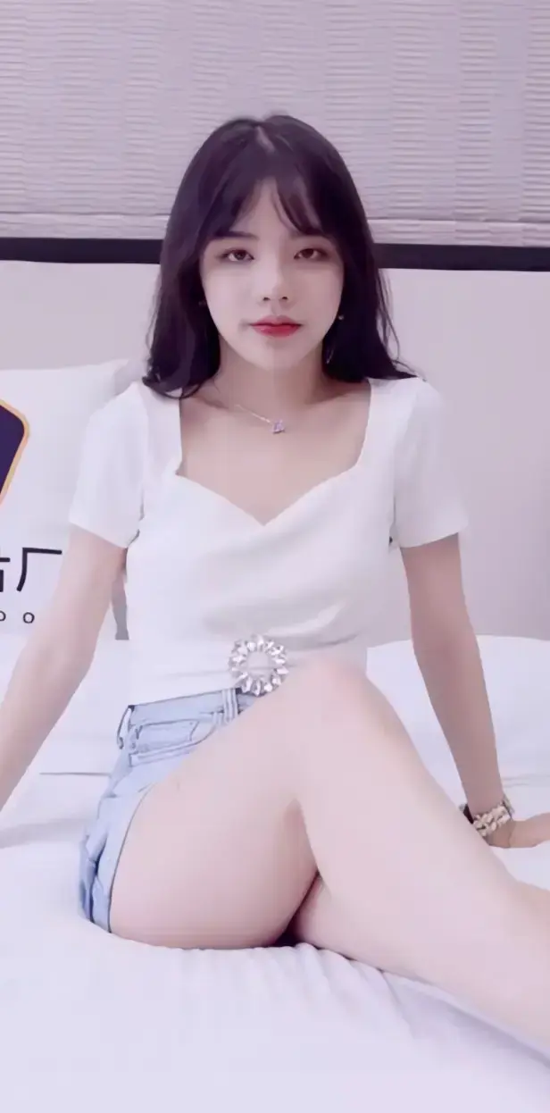 《潘甜甜三部曲》无删减全集资源！《潘甜甜三部曲》高清百度云/迅雷下载/在线播放